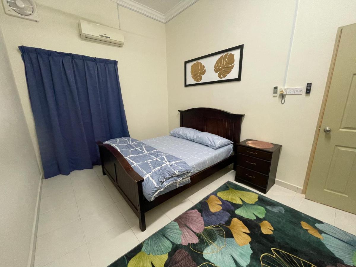 No 61 Nazirin Homestay Tmn Indah Raya 2 Manjung Лумут Экстерьер фото